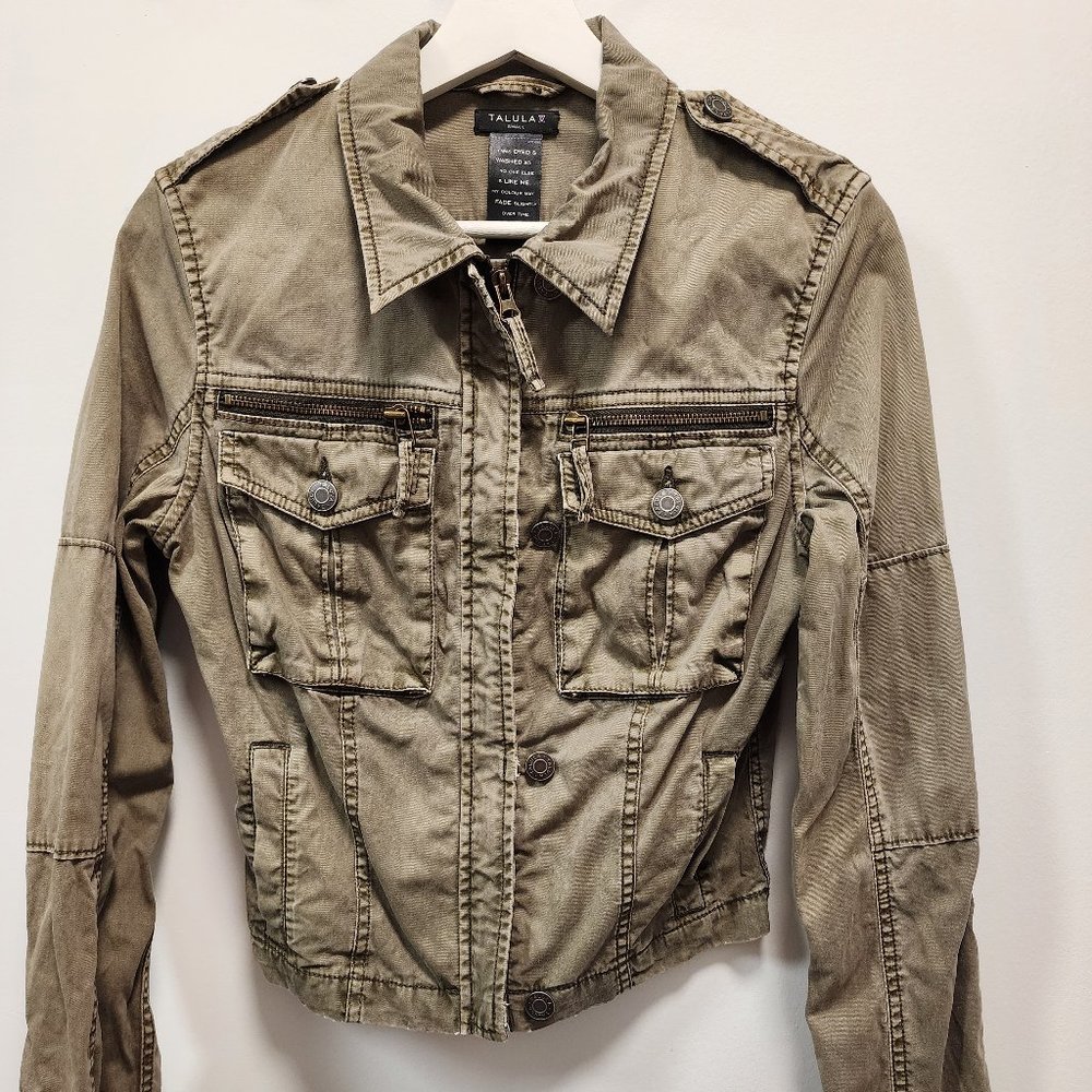 Aritzia Talula utility cropped distressed military green jacket